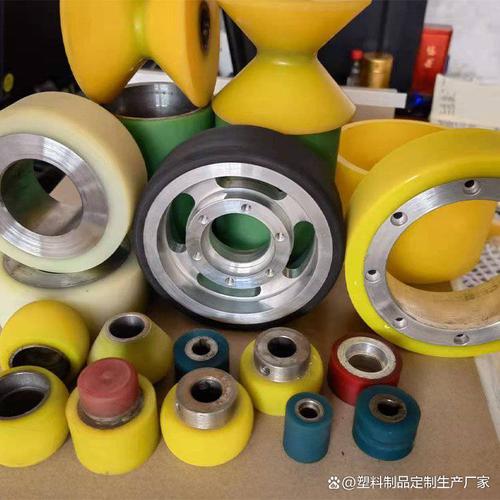 高硬度橡胶板汽车聚氨酯衬套实体工厂 专业生产定制全解析 在汽车零